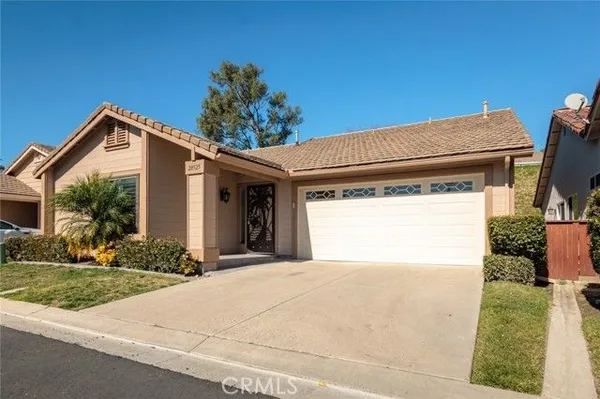 Property Slideshow image 2 of 43 | 28525 barbosa, Mission Viejo, CA, 92692