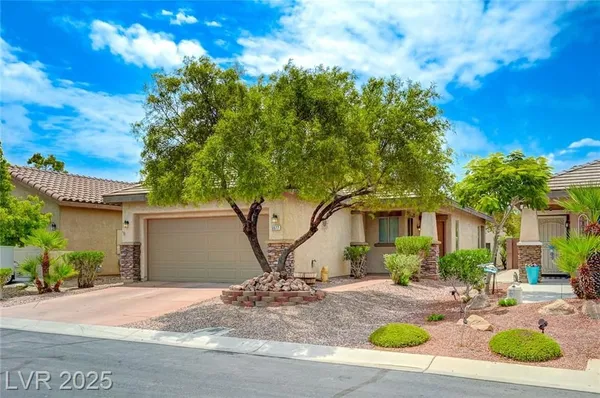 Property Slideshow image 2 of 48 | 5977 falconer ave, Las Vegas, NV, 89122