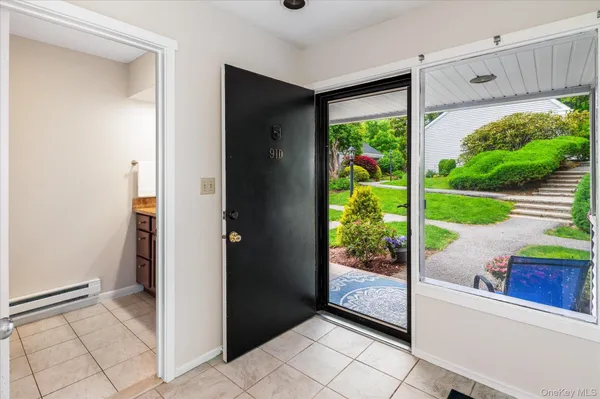 Property Slideshow image 2 of 34 | 91 heritage hls d, Somers, NY, 10589