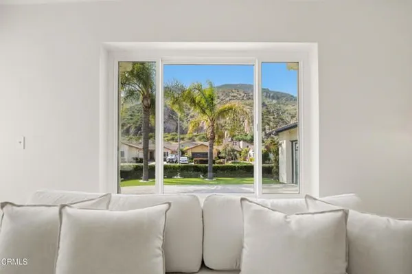 Property Slideshow image 3 of 64 | 6091 irena ave, Camarillo, CA, 93012