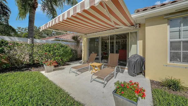 Property Slideshow image 2 of 99 | 8833 etera dr, Sarasota, FL, 34238