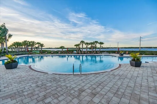 Property Slideshow image 3 of 89 | 904 riverscape st, Bradenton, FL, 34208