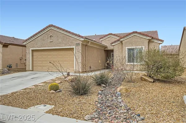 Property Slideshow image 2 of 33 | 3220 flinthead dr, North Las Vegas, NV, 89084