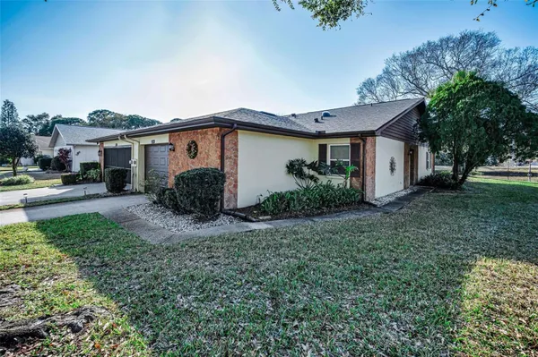 Property Slideshow image 3 of 100 | 3200 mcmath dr, Palm Harbor, FL, 34684