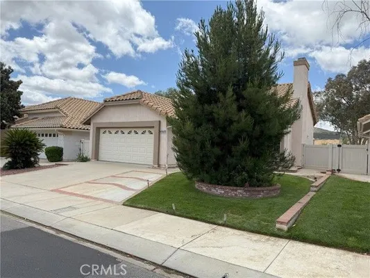 Property Slideshow image 2 of 23 | 5178 savannah dr, Banning, CA, 92220
