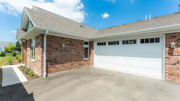 Property Slideshow image 2 of 50 | 437 stearn dr 437, Genoa, IL, 60135