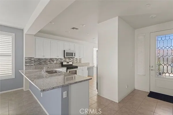 Property Slideshow image 2 of 27 | 19156 doral st, Apple Valley, CA, 92308