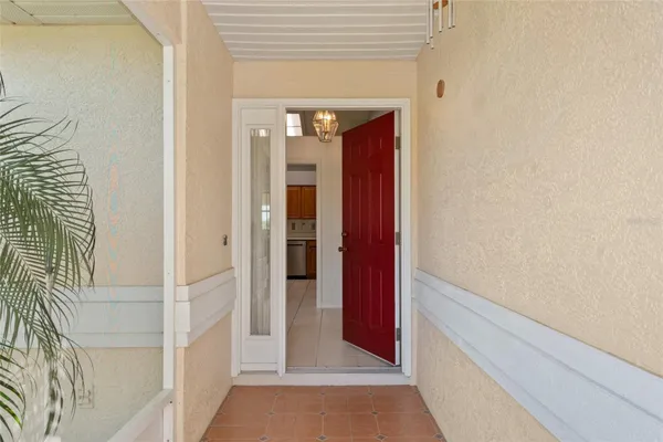 Property Slideshow image 3 of 37 | 21144 royal st georges ln, Leesburg, FL, 34748