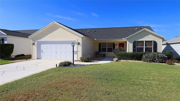 Property Slideshow image 3 of 41 | 17716 se 89th milford ave, The Villages, FL, 32162