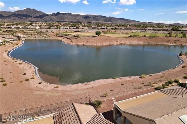 Property Slideshow image 3 of 45 | 2725 olivia heights ave, Henderson, NV, 89052