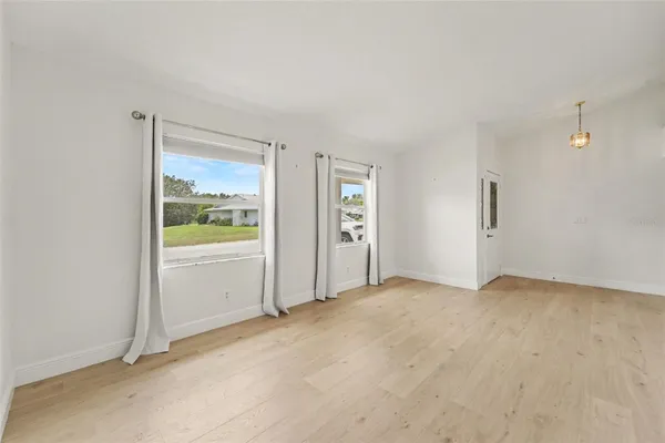 Property Slideshow image 3 of 31 | 26166 newcombe cir, Leesburg, FL, 34748