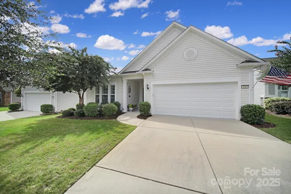 Property Slideshow image 2 of 41 | 2015 vermount way, Indian Land, SC, 29707