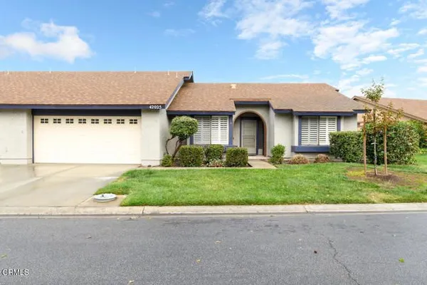 Property Slideshow image 2 of 40 | 42025 village 42 42, Camarillo, CA, 93012