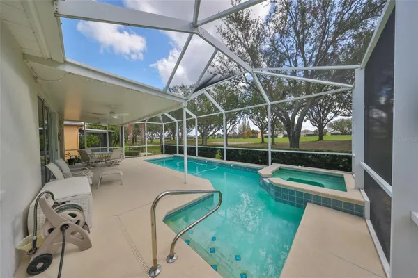 Property Slideshow image 2 of 37 | 1120 emerald dunes dr, Sun City Center, FL, 33573