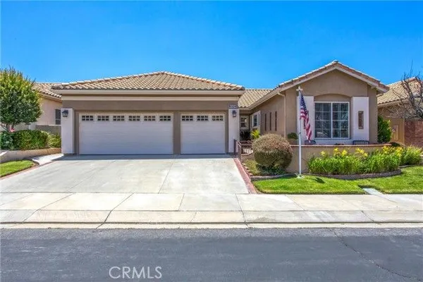 Property Slideshow image 2 of 37 | 2012 melbourne cir, Banning, CA, 92220