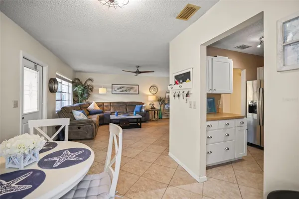 Property Slideshow image 3 of 25 | 2201 holkham pl # 2201, Sun City Center, FL, 33573