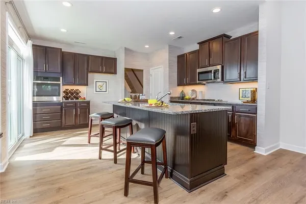 Property Slideshow image 3 of 34 | 2400 venture way b, Suffolk, VA, 23434