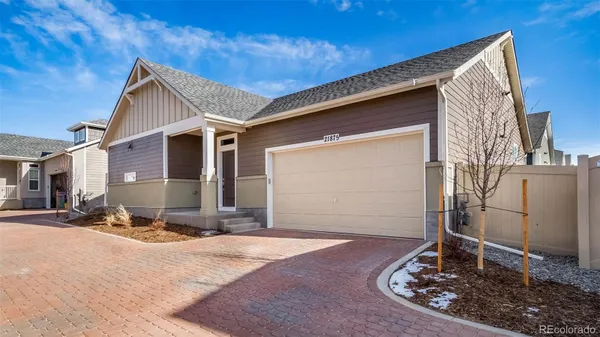 Property Slideshow image 2 of 31 | 21875 e 51st dr, Aurora, CO, 80019