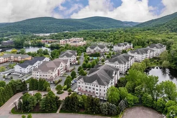 Property Slideshow image 2 of 3 | 811 regency dr 802, Fishkill, NY, 12524