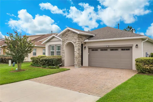 Property Slideshow image 3 of 65 | 5304 nw 35th lane rd, Ocala, FL, 34482