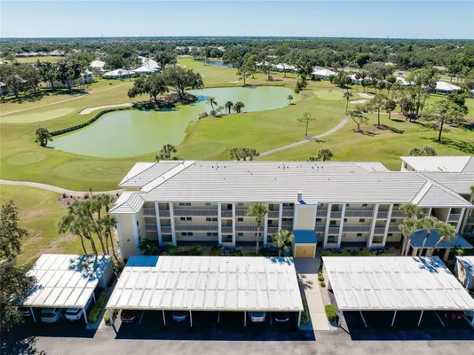 Property Slideshow image 3 of 68 | 433 cerromar ln 430, Venice, FL, 34293