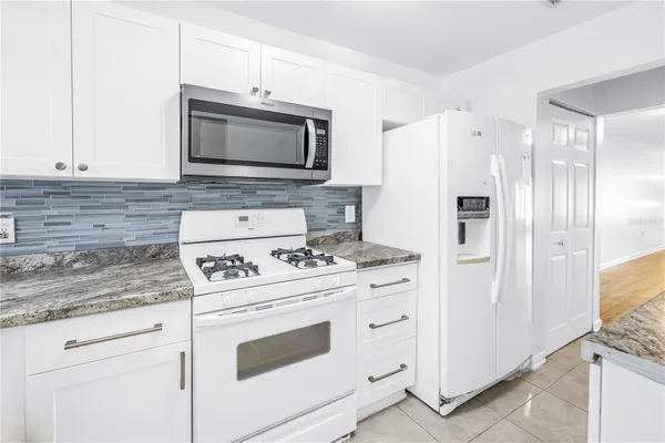 Property Slideshow image 3 of 32 | 5750 80th st d107, St Petersburg, FL, 33709