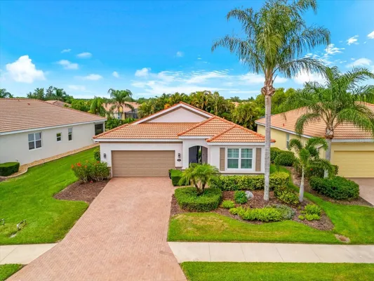 Property Slideshow image 2 of 66 | 342 river enclave ct, Bradenton, FL, 34212