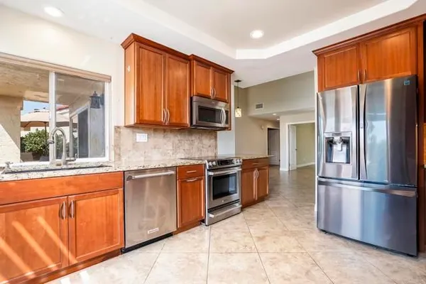 Property Slideshow image 2 of 50 | 17624 camino ancho, Rancho Bernardo (San Diego), CA, 92128