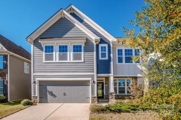 Property Slideshow image 2 of 30 | 129 candlelight way, Mooresville, NC, 28115