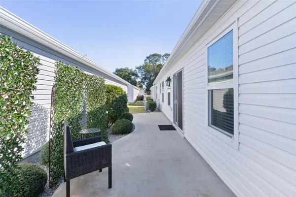 Property Slideshow image 2 of 48 | 5705 craft ct, The Villages, FL, 32163