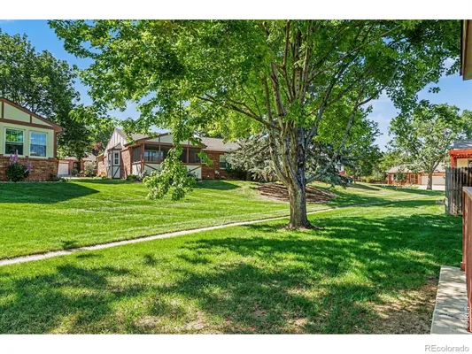 Property Slideshow image 3 of 23 | 1435 elmhurst ln, Longmont, CO, 80503