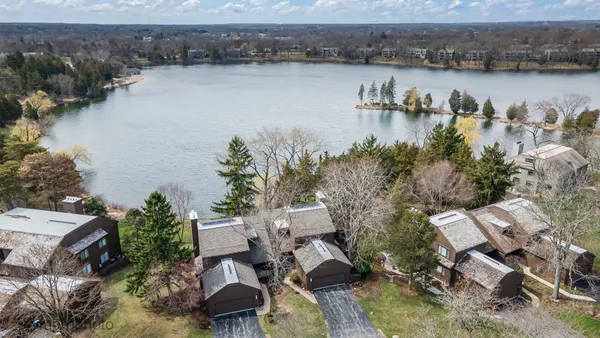 Property Slideshow image 2 of 54 | 312 woodview rd, Lake Barrington, IL, 60010