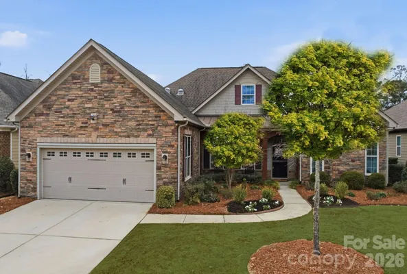 Property Slideshow image 2 of 48 | 14817 high bluff ct, Charlotte, NC, 28278