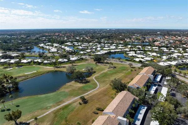 Property Slideshow image 2 of 54 | 918 wexford blvd 918, Venice, FL, 34293