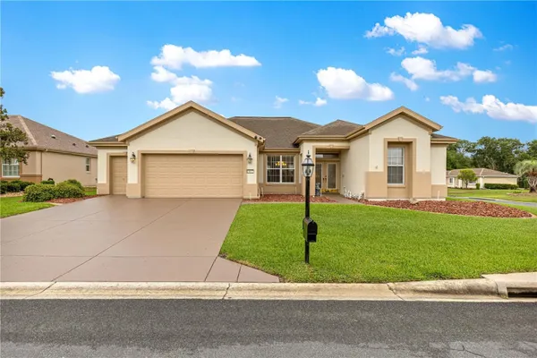 Property Slideshow image 2 of 81 | 9687 se 137th street rd, Summerfield, FL, 34491