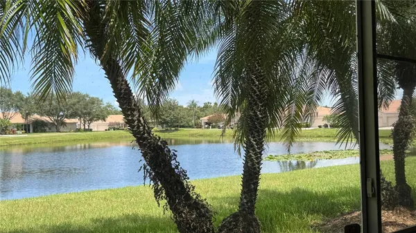 Property Slideshow image 2 of 24 | 8228 simpson falls ct, Sarasota, FL, 34243