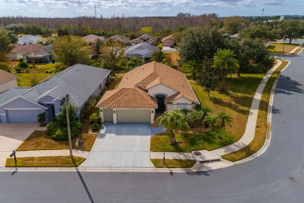 Property Slideshow image 2 of 55 | 20520 homossasa ct, Land O Lakes, FL, 34637