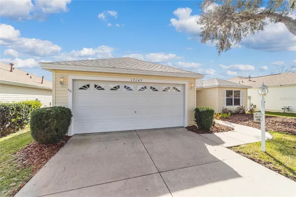 Property Slideshow image 2 of 57 | 17145 se 93rd yondel cir, The Villages, FL, 32162