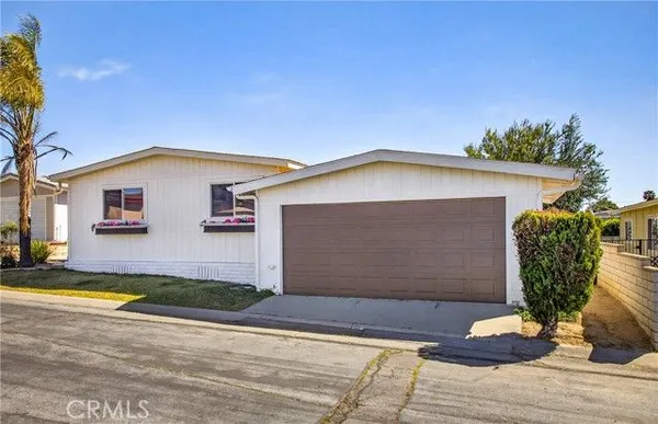 Property Slideshow image 3 of 33 | 3800 w wilson st spc 19, Banning, CA, 92220