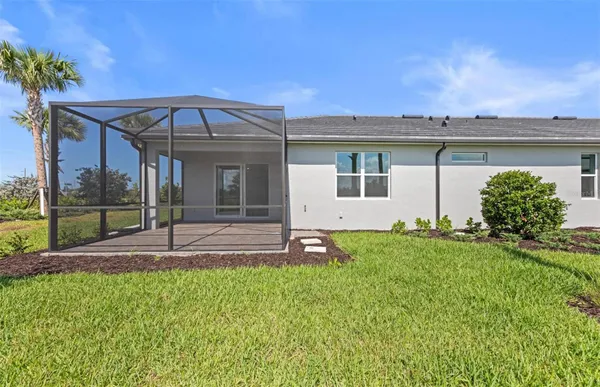 Property Slideshow image 2 of 31 | 27112 clam shell ct, Englewood, FL, 34223