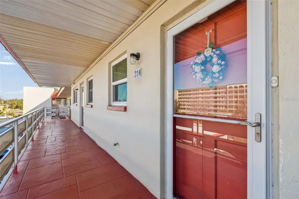 Property Slideshow image 2 of 54 | 5840 30th ave 314, Gulfport, FL, 33707