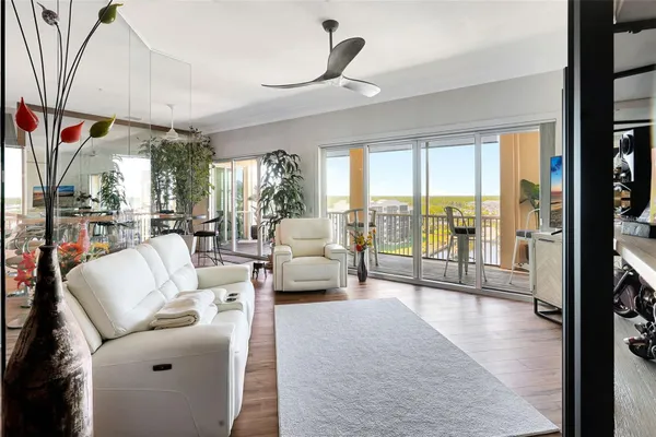 Property Slideshow image 2 of 58 | 2060 matecumbe key rd 2803, Punta Gorda, FL, 33955