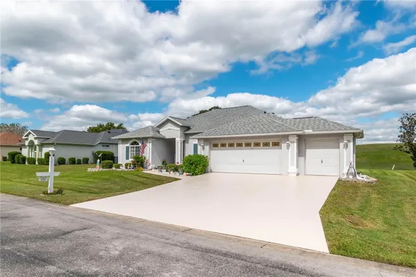 Property Slideshow image 2 of 51 | 5599 nw 18th st, Ocala, FL, 34482