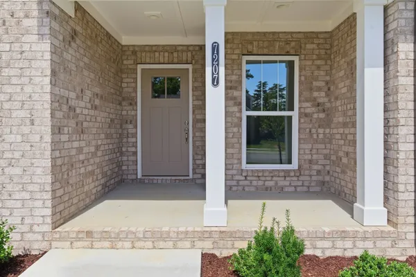 Property Slideshow image 3 of 50 | 7207 maddenwood ln, Hermitage, TN, 37076