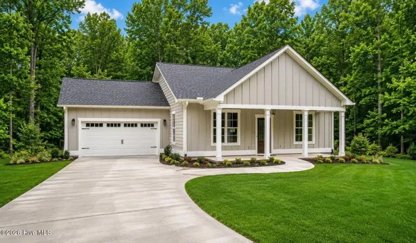 Property Slideshow image 2 of 23 | 409 compass pt, Mccormick, SC, 29835