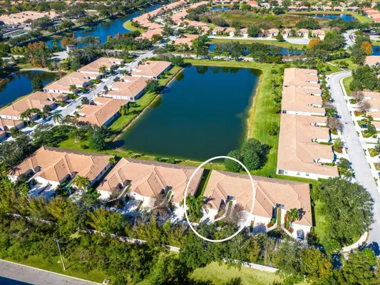 Property Slideshow image 3 of 54 | 4127 cascade falls dr, Sarasota, FL, 34243