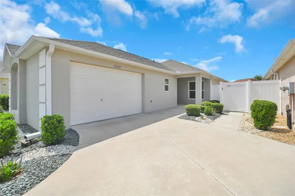 Property Slideshow image 2 of 51 | 9188 se 166th sprung ln, The Villages, FL, 32162