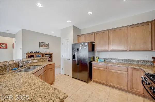 Property Slideshow image 3 of 40 | 2413 great auk ave, North Las Vegas, NV, 89084