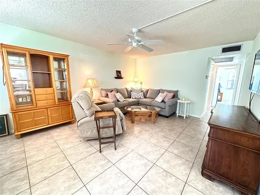 Property Slideshow image 2 of 61 | 289 markham n # 289, Deerfield Beach, FL, 33442