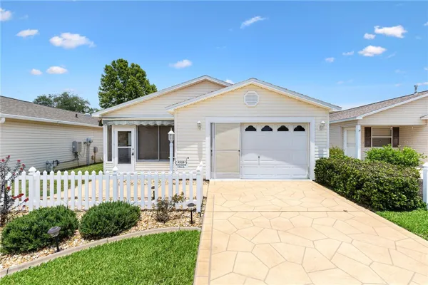 Property Slideshow image 2 of 26 | 9319 se 172nd wayside pl, The Villages, FL, 32162